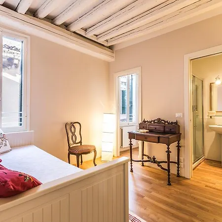 Ca' Luminosa *